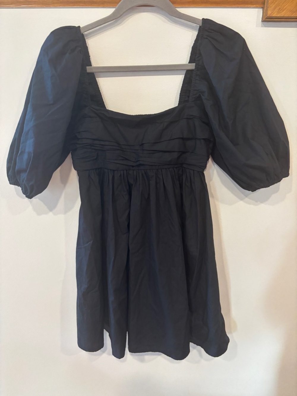 Abercrombie and Fitch Black Emerson Dress - Women’s XSP
